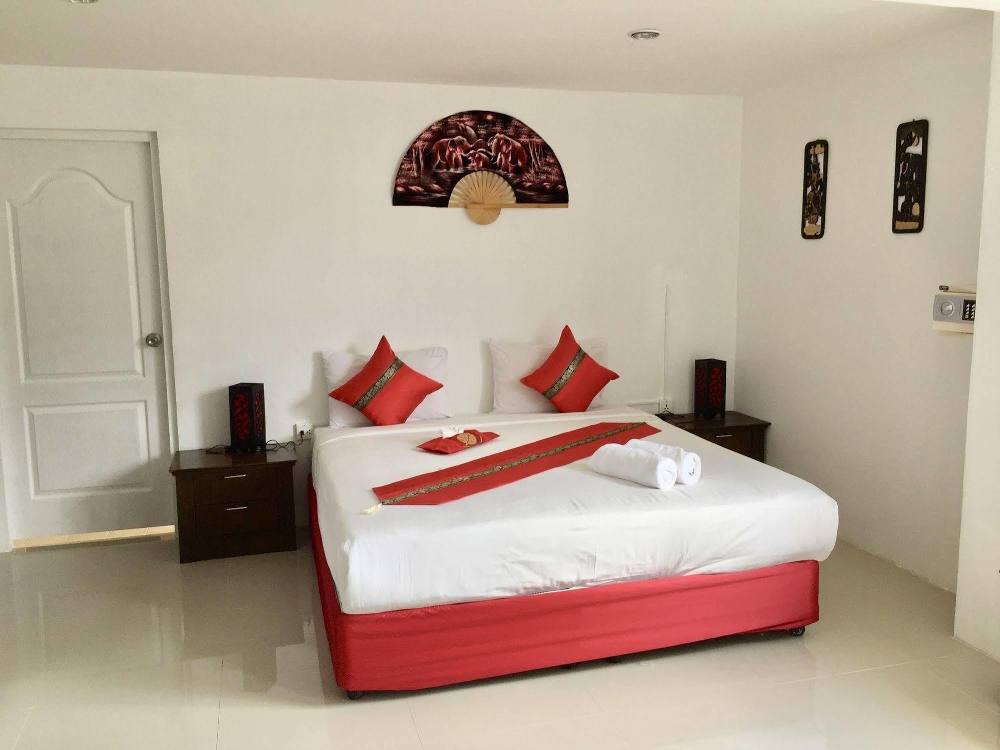 Thai Siam Patong Eksteriør bilde